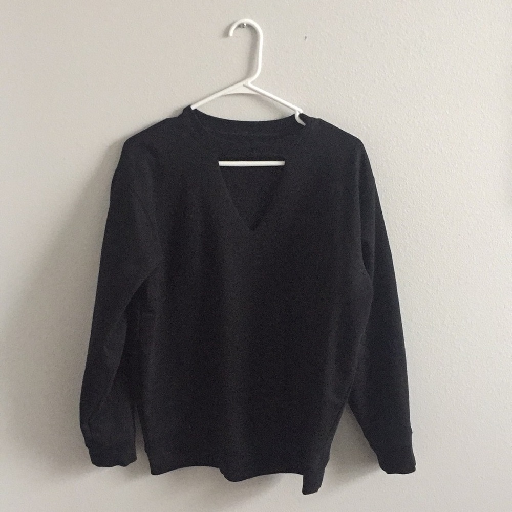 black sweatshirt with v cut neck